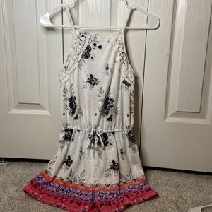 Girls floral pattern romper.